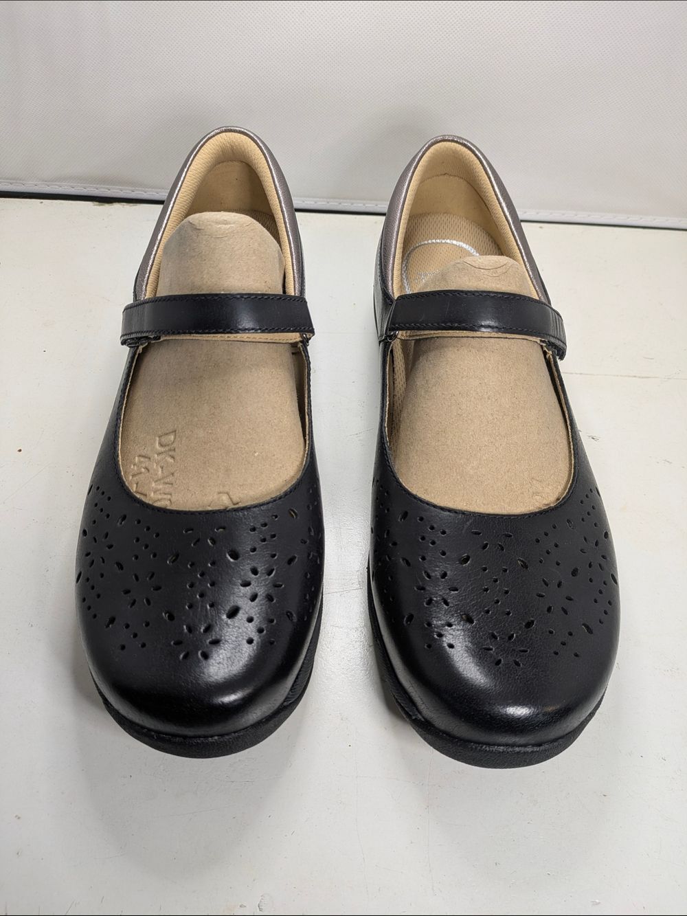 Dansko Black Stacy Perforated Leather Mary Jane Flats 11 Wide New